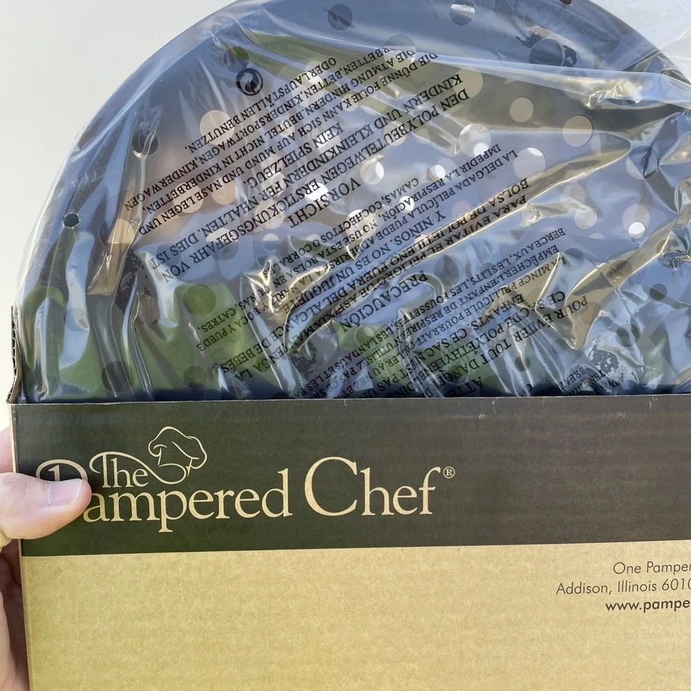 THE PAMPERED CHEF Microwave Chip Maker #1241 Set of 2 New in Box
